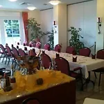 Strandhotel فندق Grömitz
