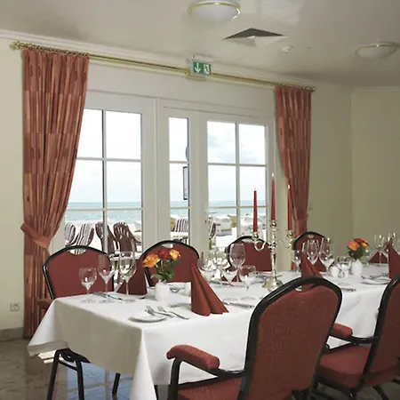 Strandhotel Hotel 4*