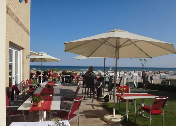 Strandhotel Hotell 4*