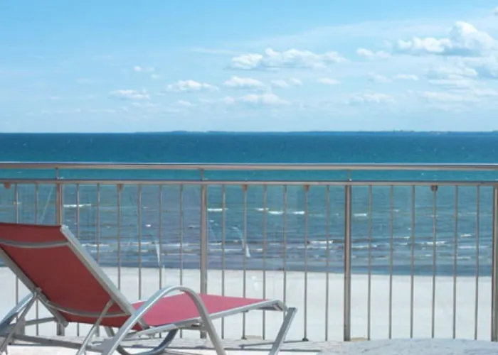 Strandhotel Hotell 4*